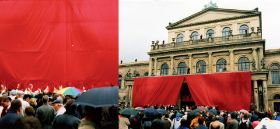 Ein Fest beginnt-Staatsoper Hannover.jpg